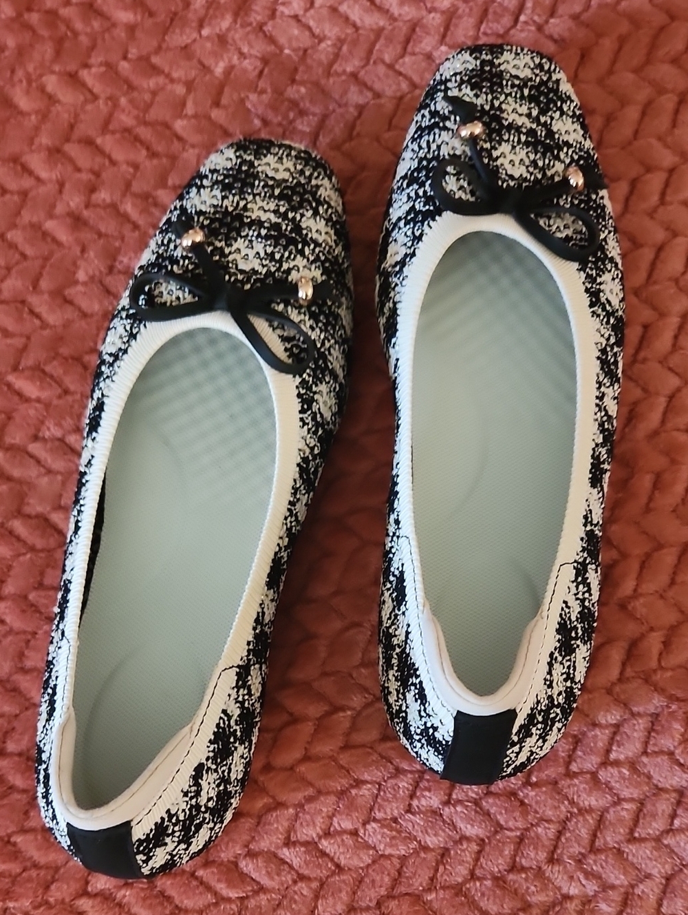 Black & White Patterned Women's Ballet Flats